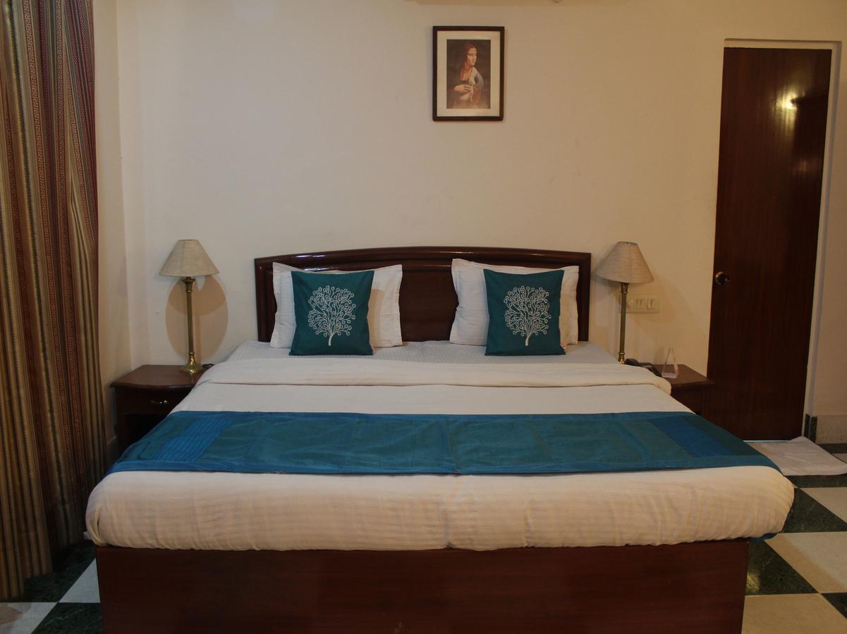 Oyo 5232 Kwality Hotel Dehradun Zewnętrze zdjęcie