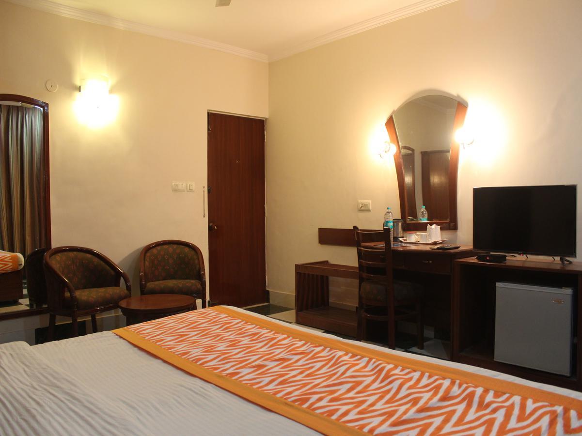 Oyo 5232 Kwality Hotel Dehradun Zewnętrze zdjęcie