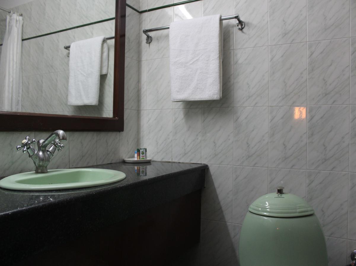 Oyo 5232 Kwality Hotel Dehradun Zewnętrze zdjęcie